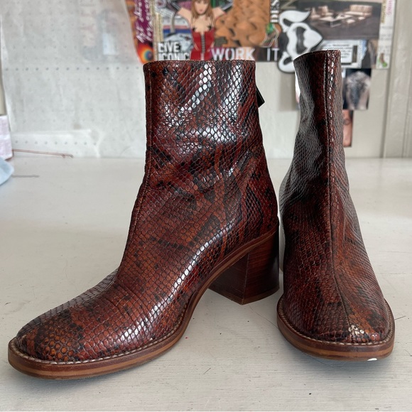 Miista brown snake skin heeled boot size: 37 - Picture 3 of 10